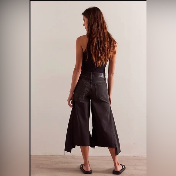 NWT We the Free by Free People Ripple Wide-Leg Crop Jeans ~ Fade to Black - Picture 2 of 13